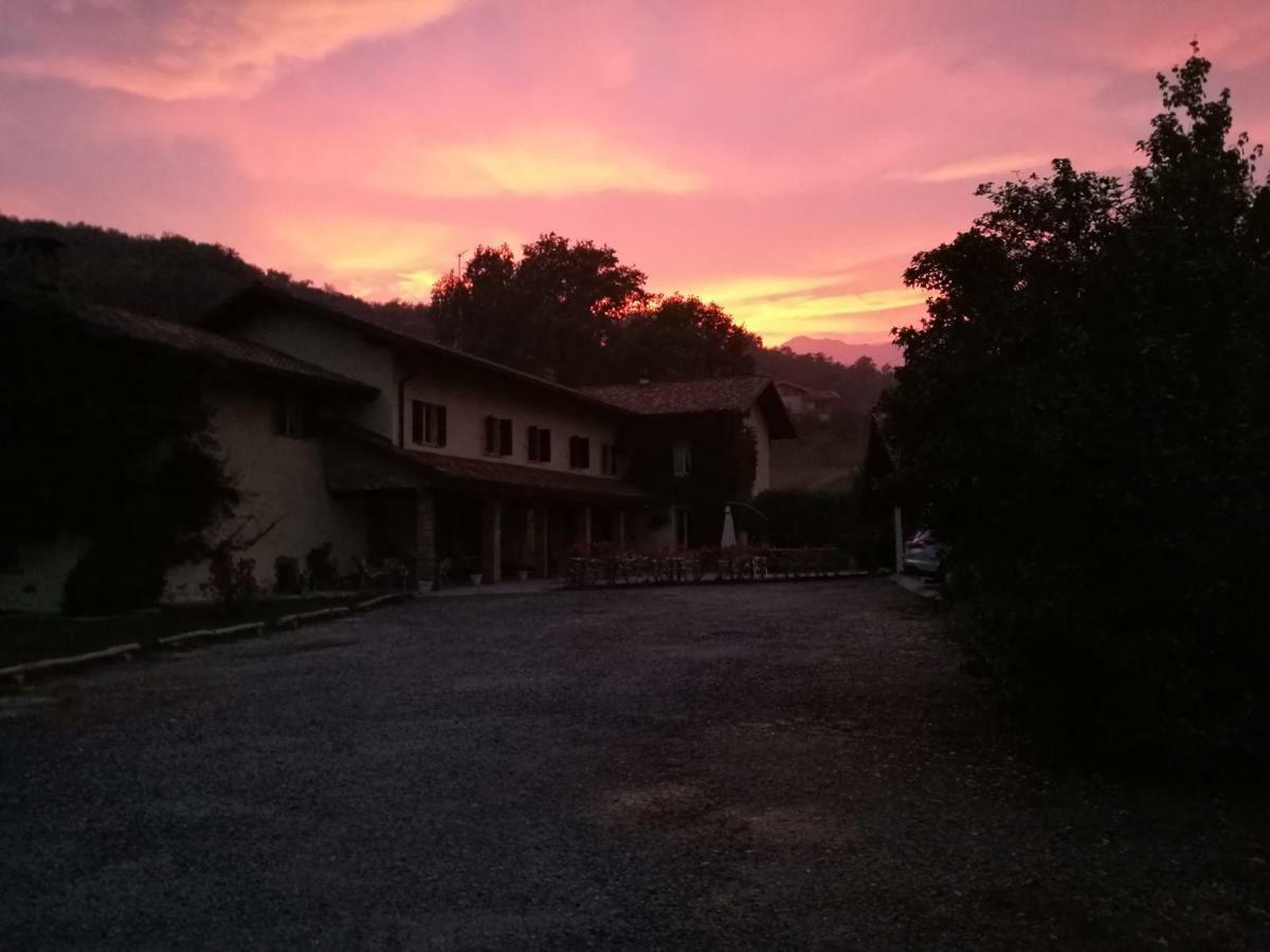 Antica Cascina Del Medico Hotel Muzzano Екстериор снимка